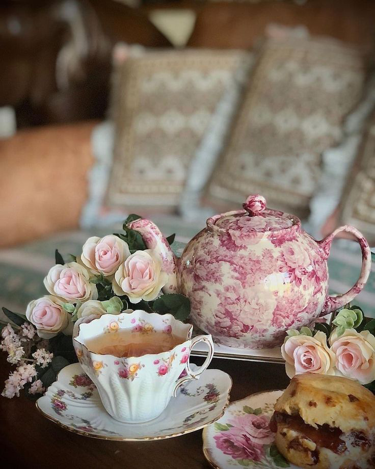yellowtearoom